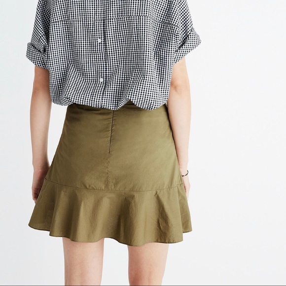 Madewell ruffle-wrap mini skirt in expat olive - Picture 5 of 6